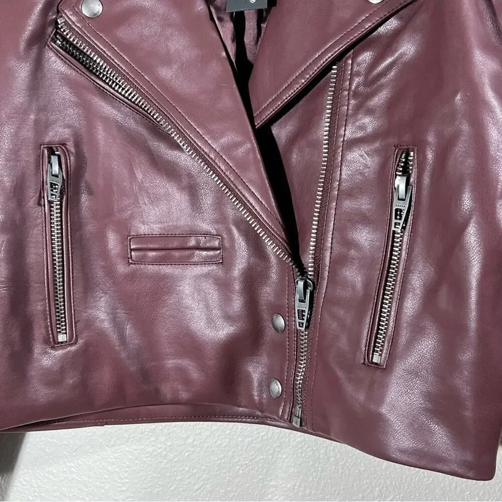 Blank NYC NWT Faux Leather Cropped Moto Jacket Size Small